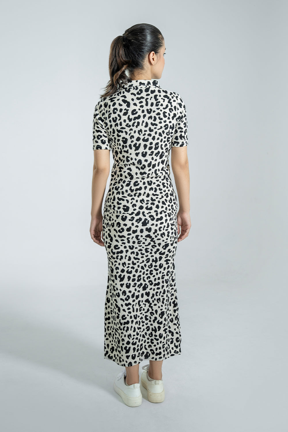 Leopard Crinkle Knit Shirt