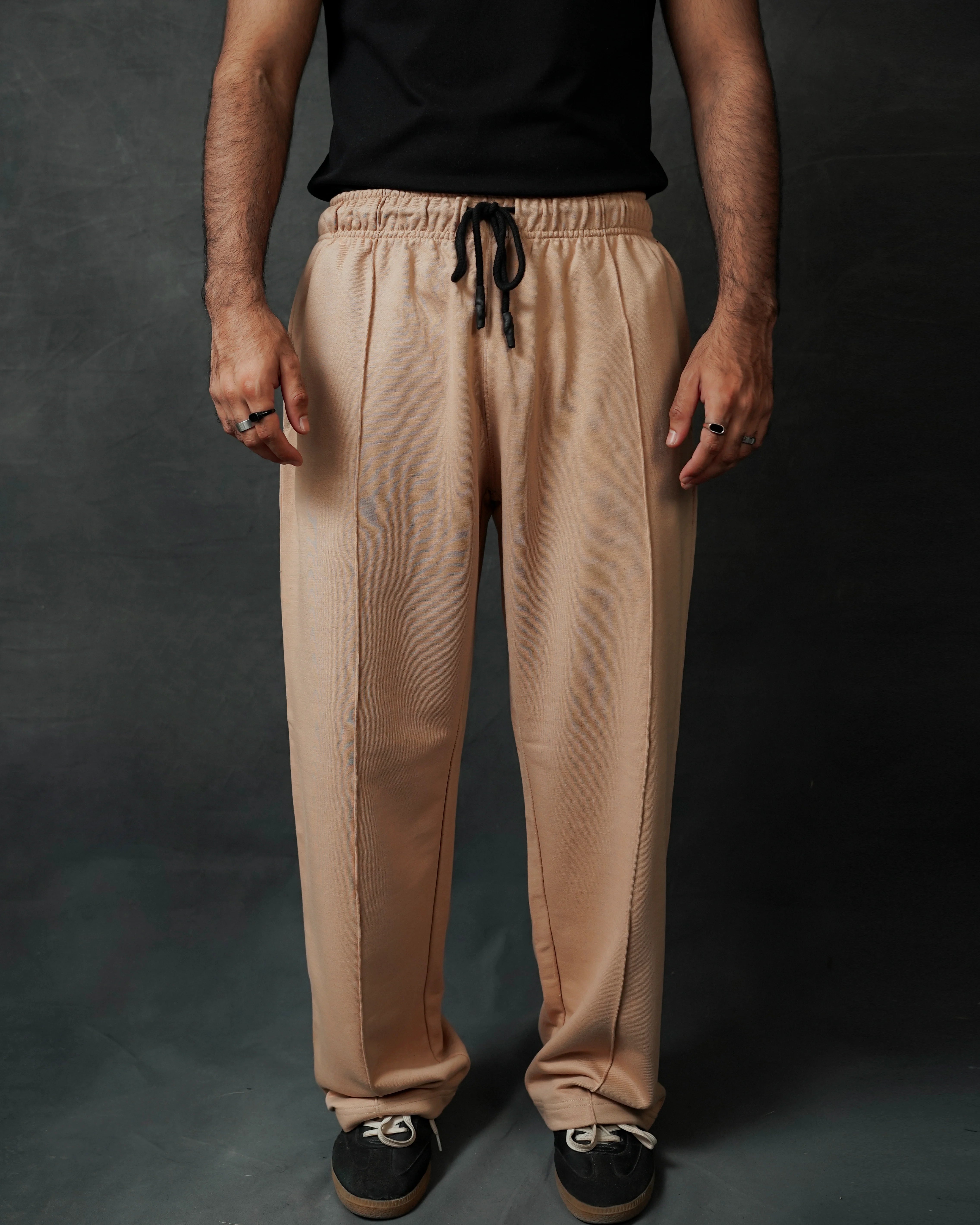 CARAMEL PLEATED STRAIGHT TROUSER