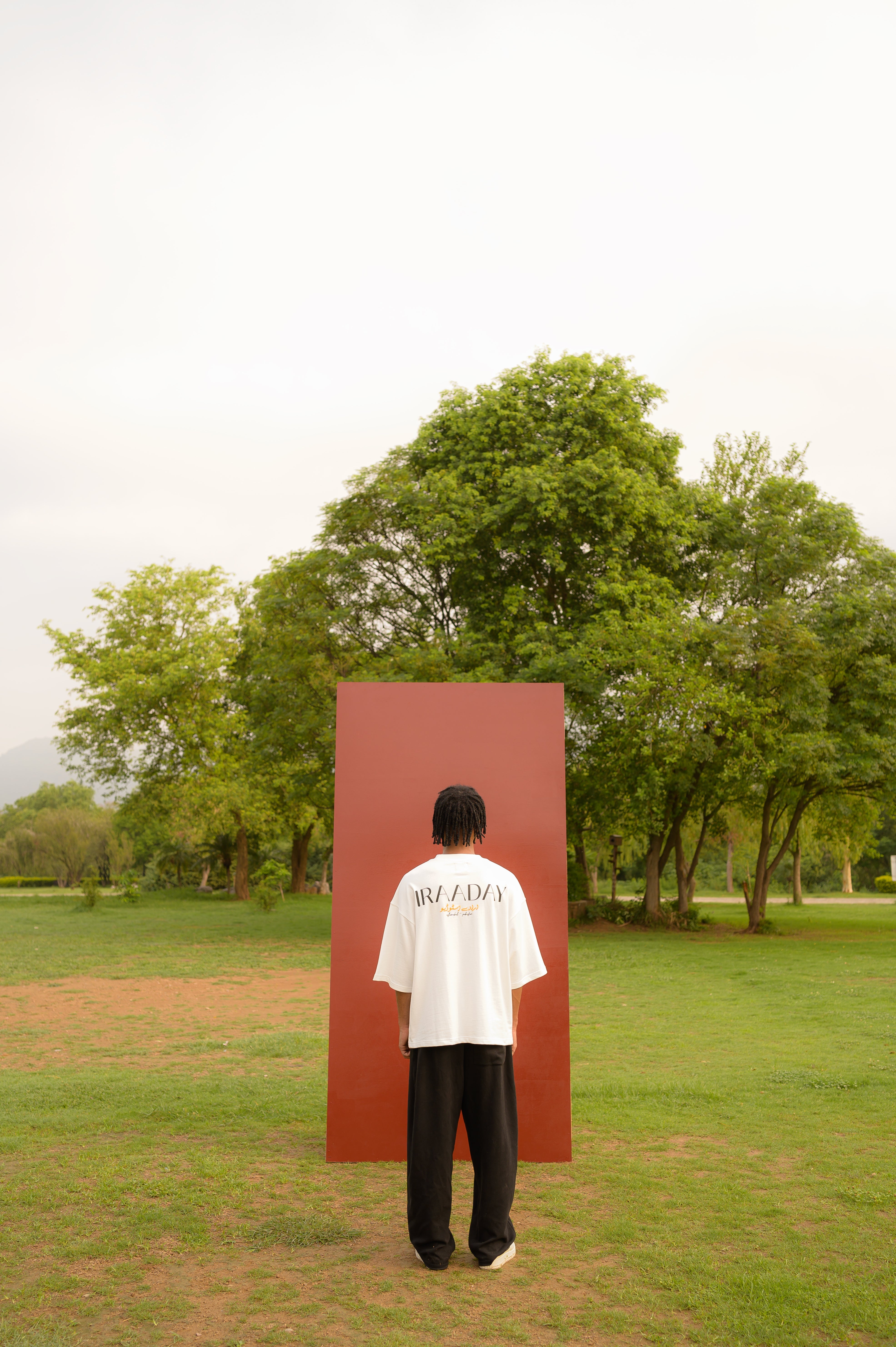 OFF WHITE  BOXY T-SHIRT