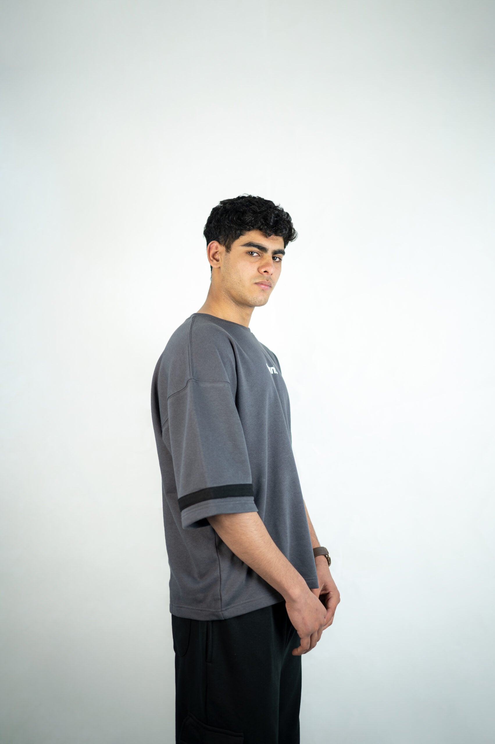 RAAKH – Oversized T-Shirt