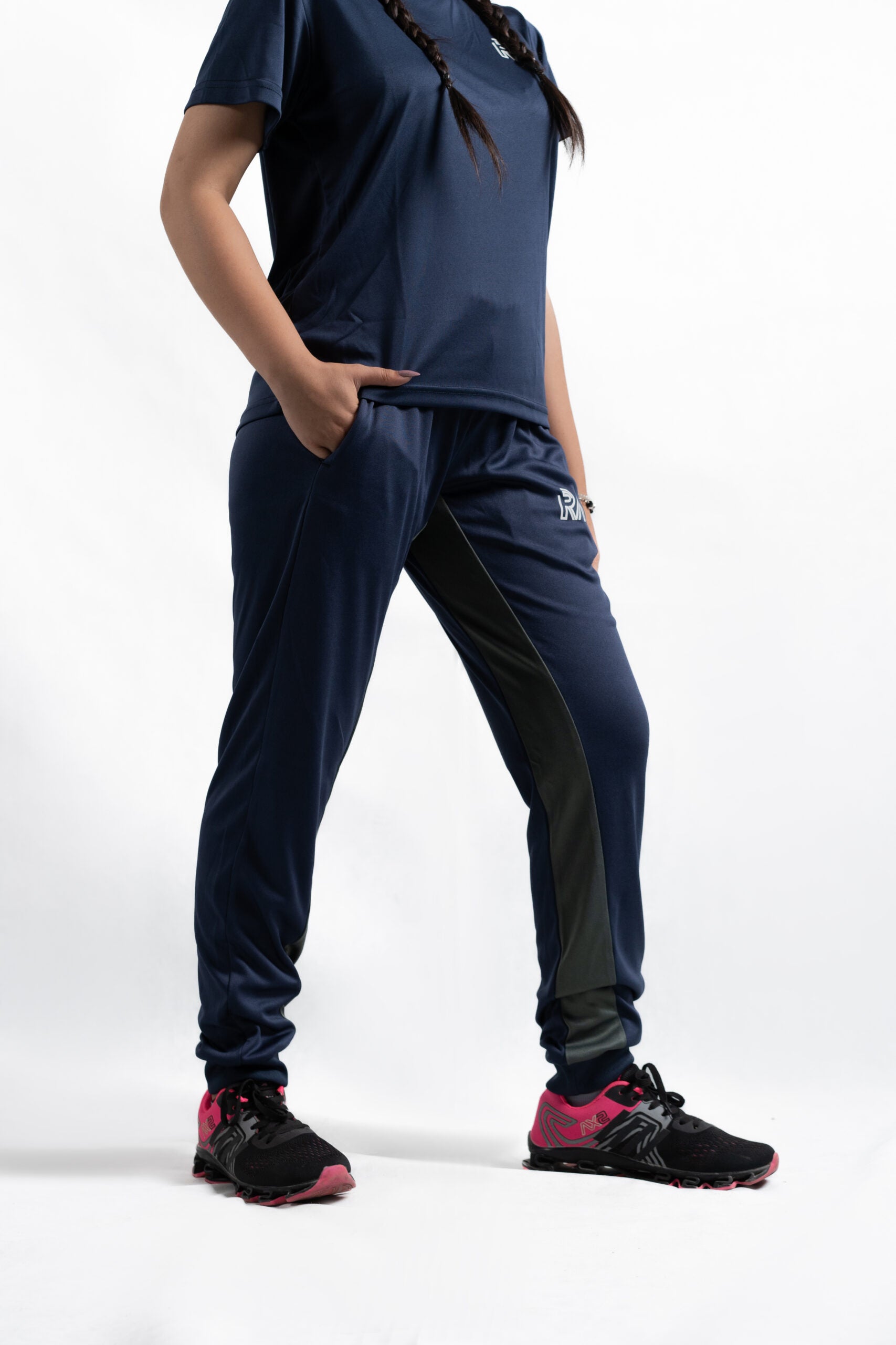 Dynamic panel trousers (blue)