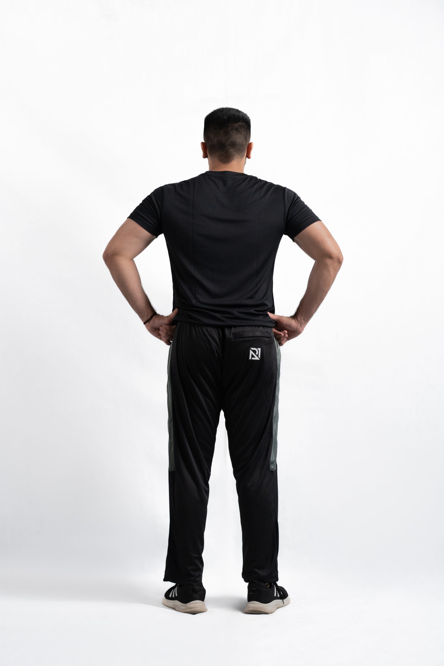 Mesh pro performance tee (black)