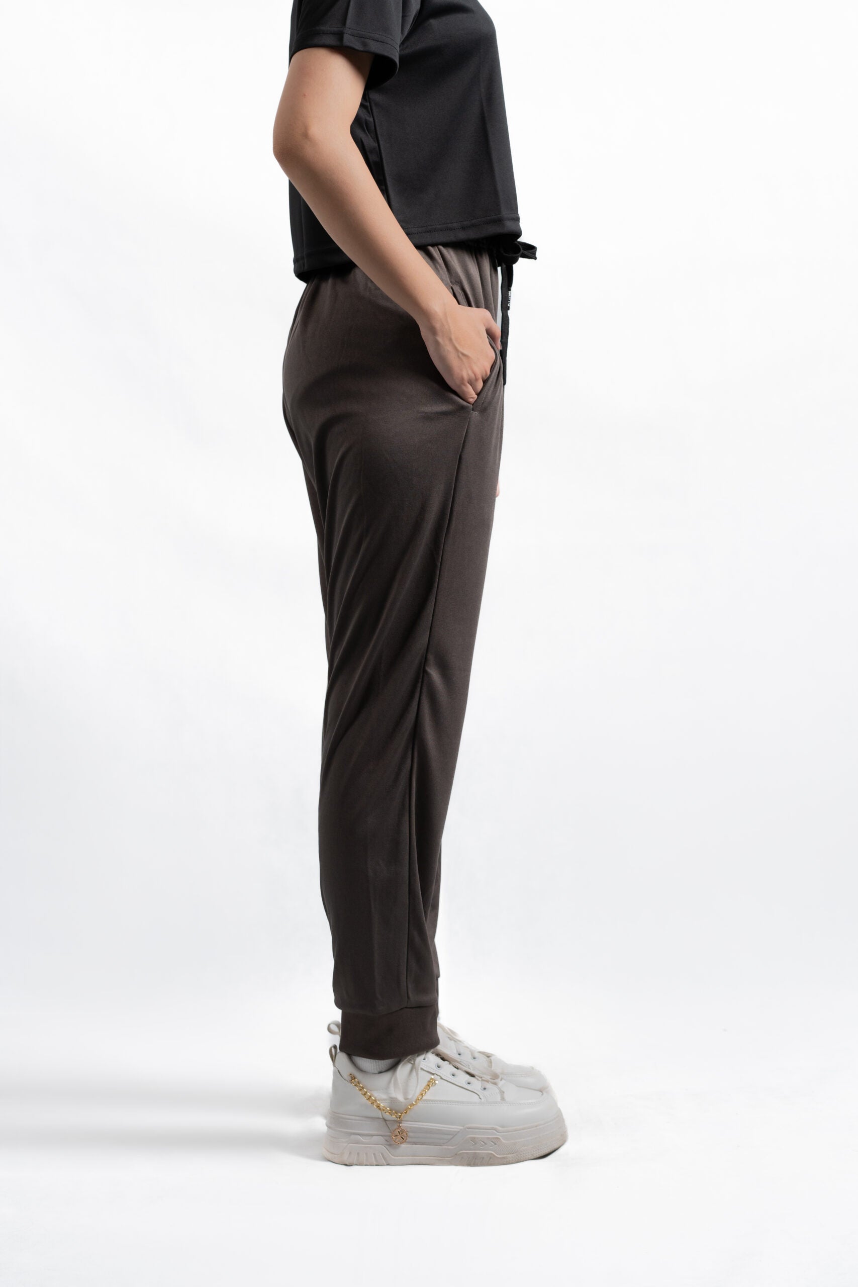 Dynamic panel trousers (brownish grey)