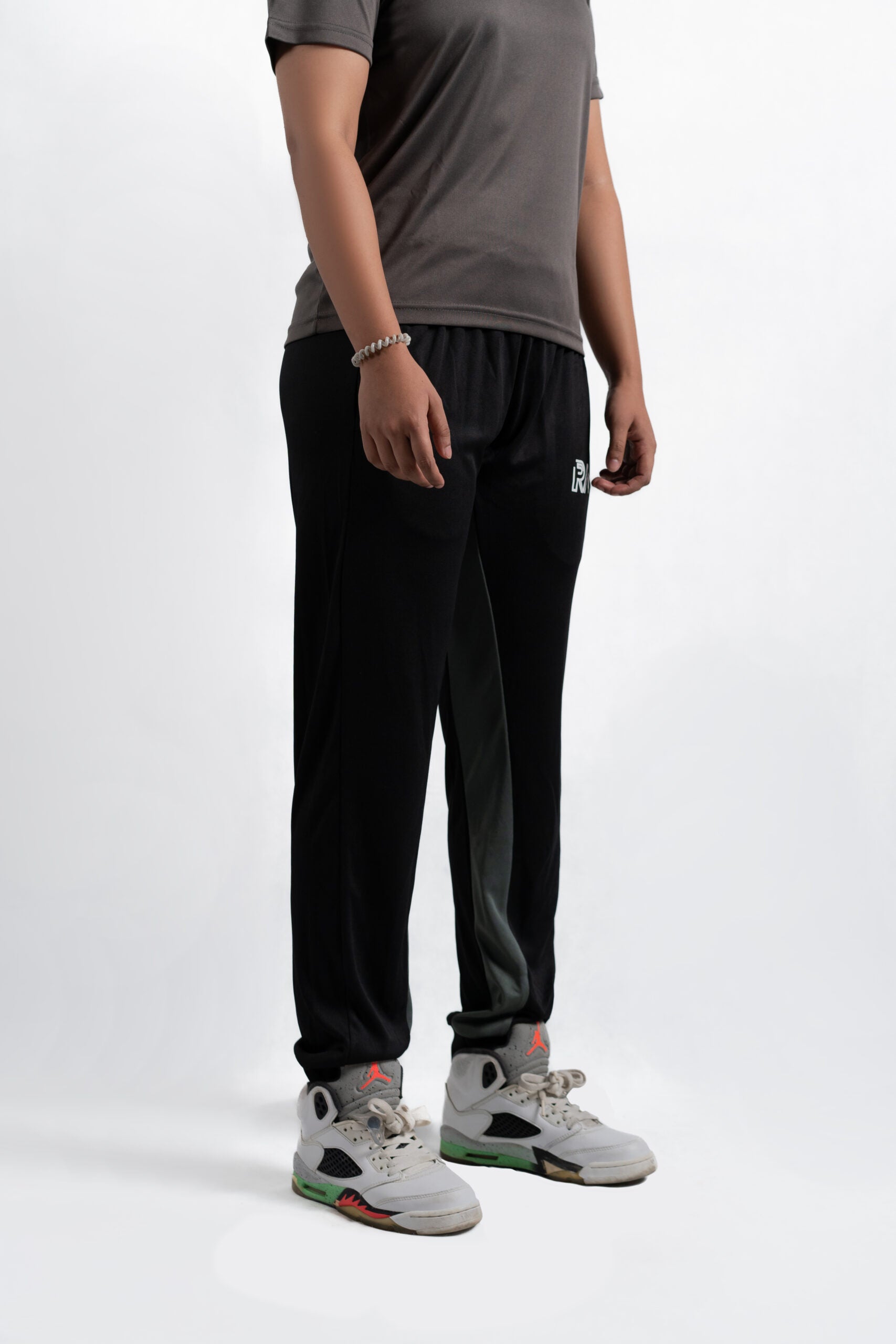 Dynamic panel trousers (black)