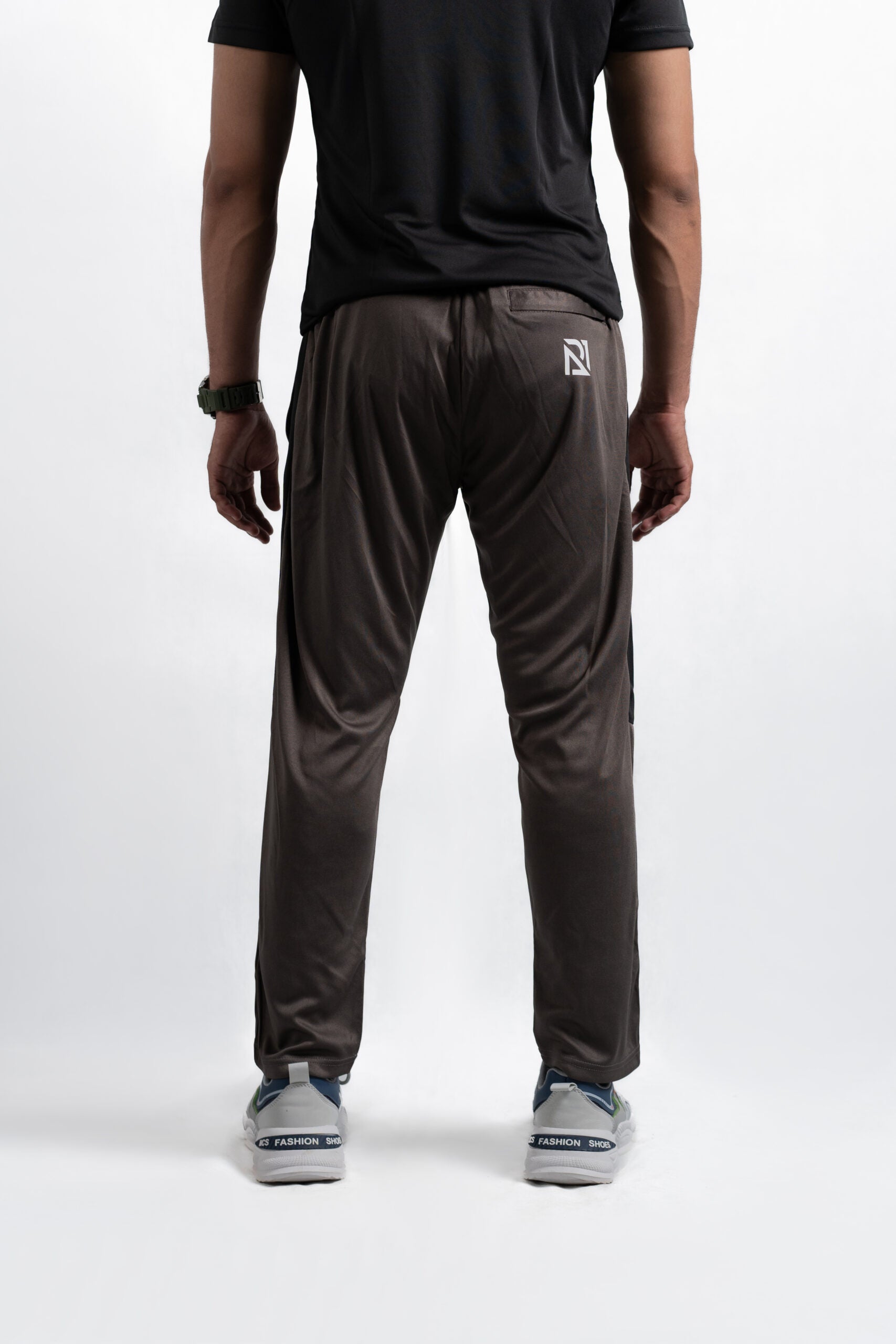 Paneltech trousers (brownish grey)