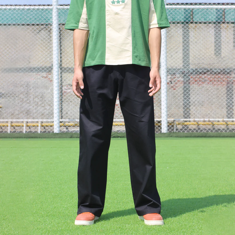 UNISEX Oversized ESNTL pants