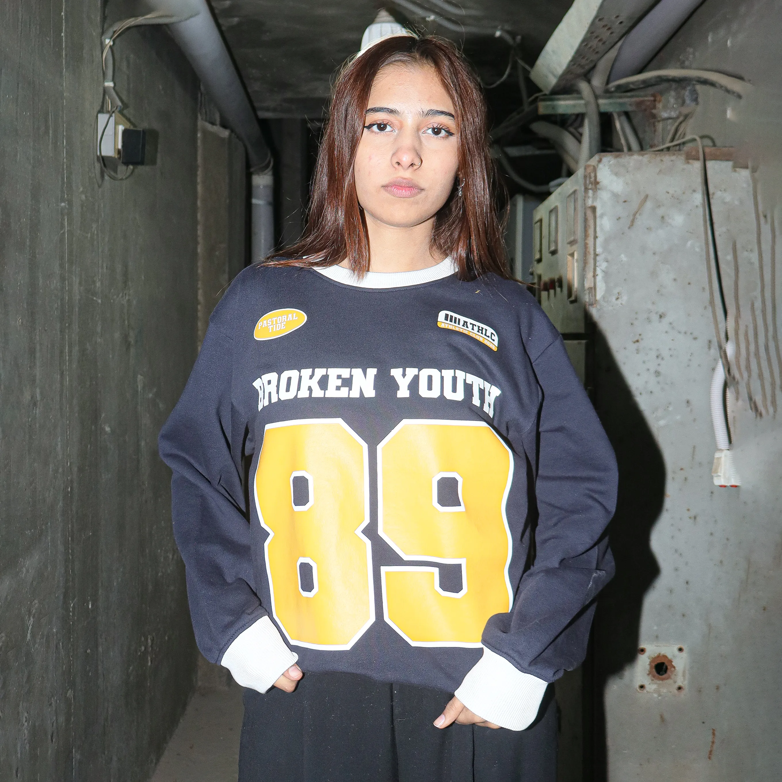 BROKEN YOUTH (unisex)