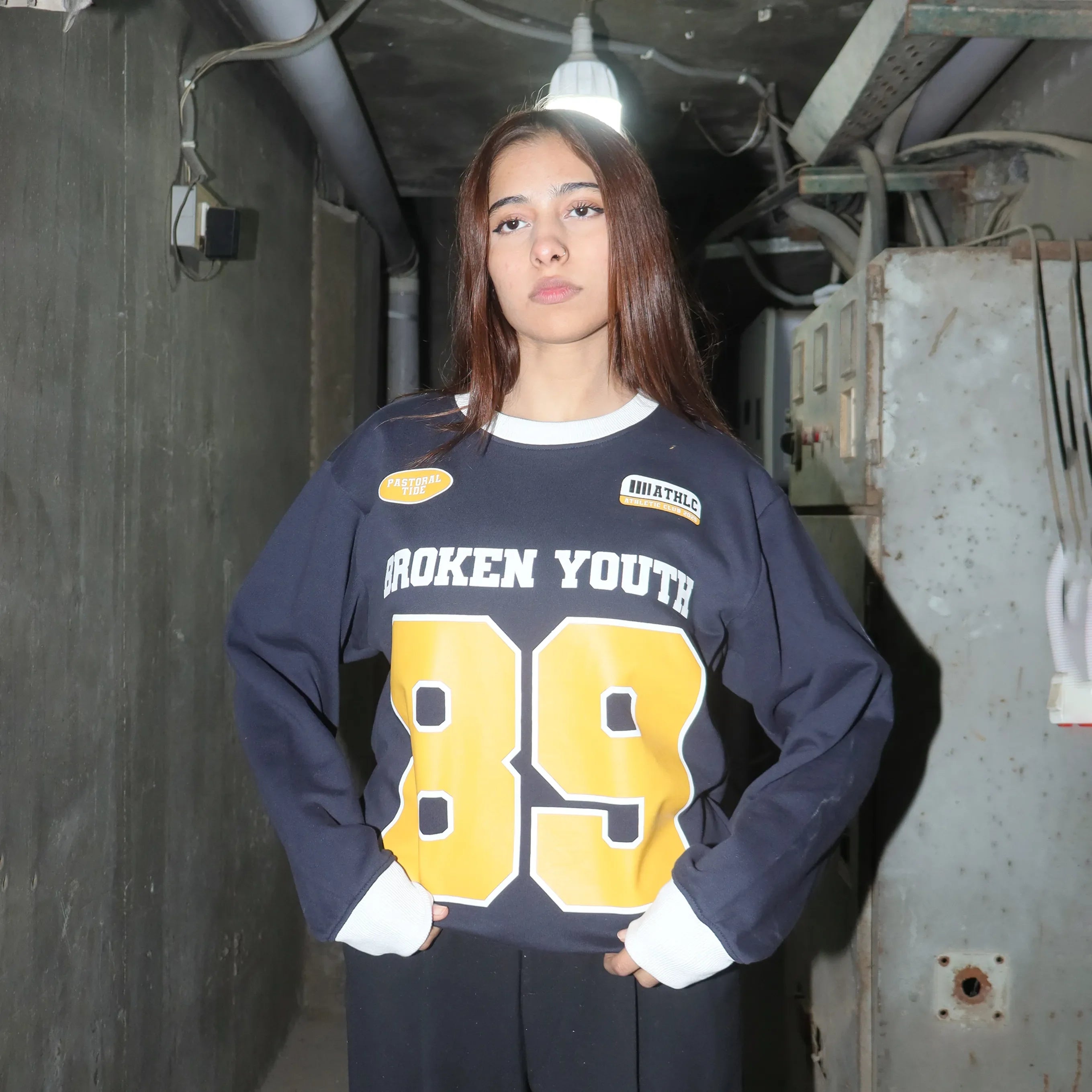 BROKEN YOUTH (unisex)