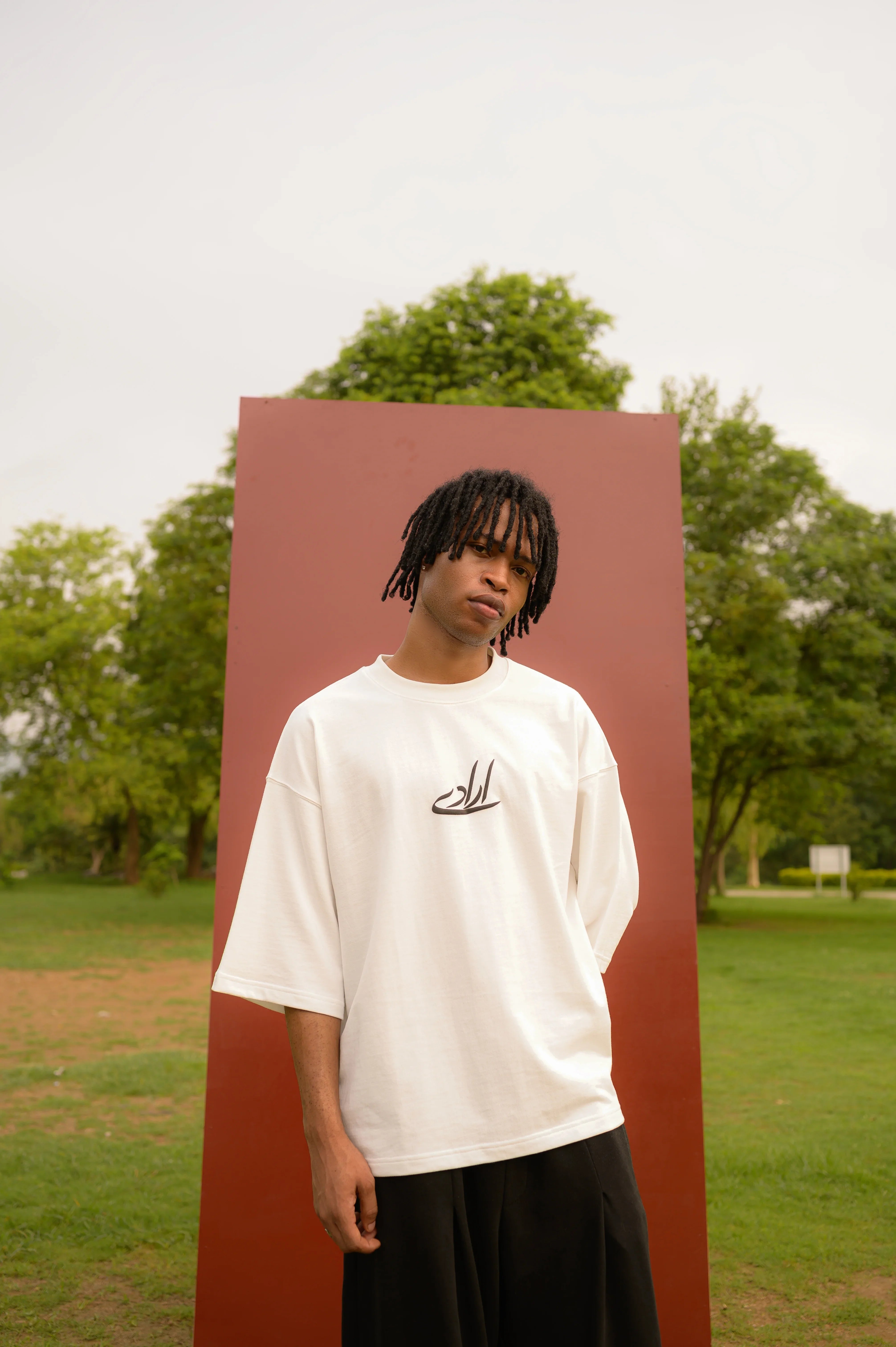 OFF WHITE  BOXY T-SHIRT