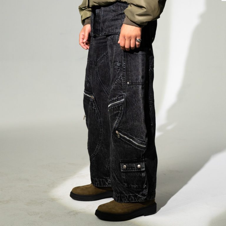 R-07: Charcoal Jeans