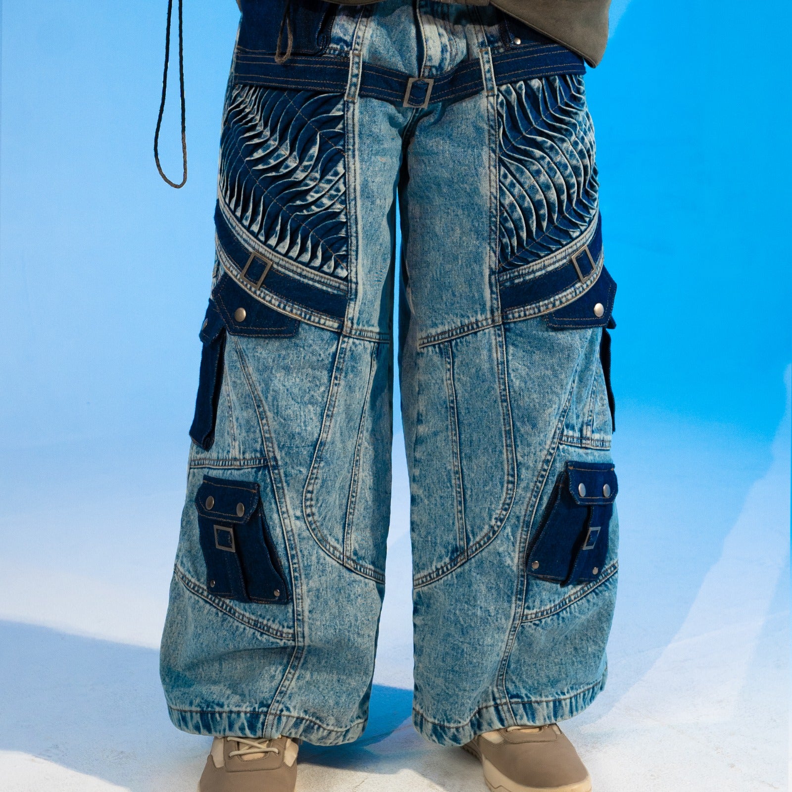 R-09: Two-Tone Blue Jeans