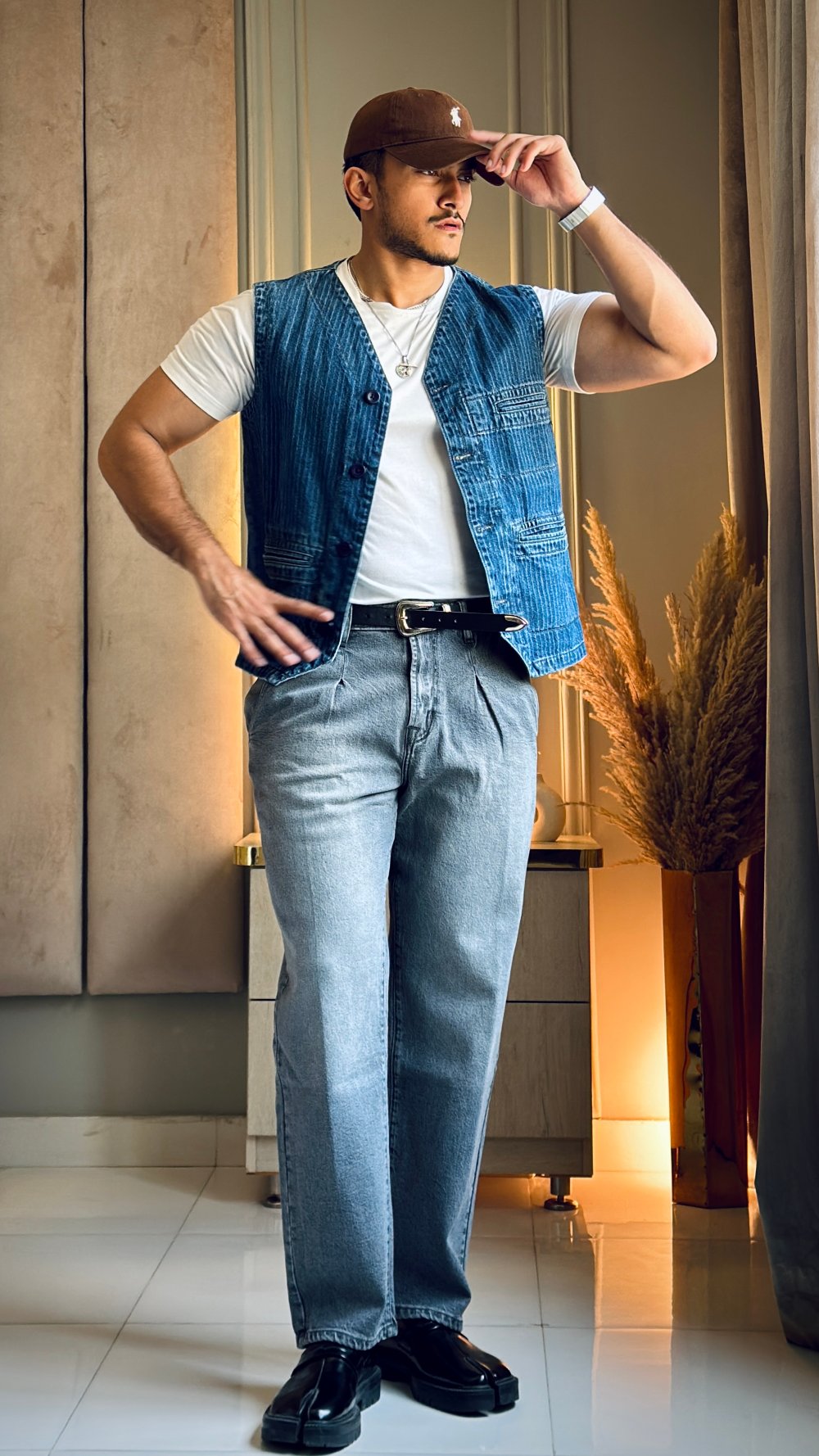 Black Urban Pleat Relaxed Jeans