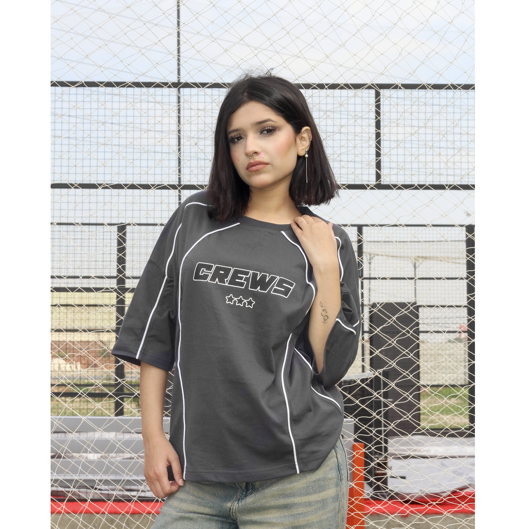 UNISEX CREWS TECHNICAL STITCH BLACK TEE