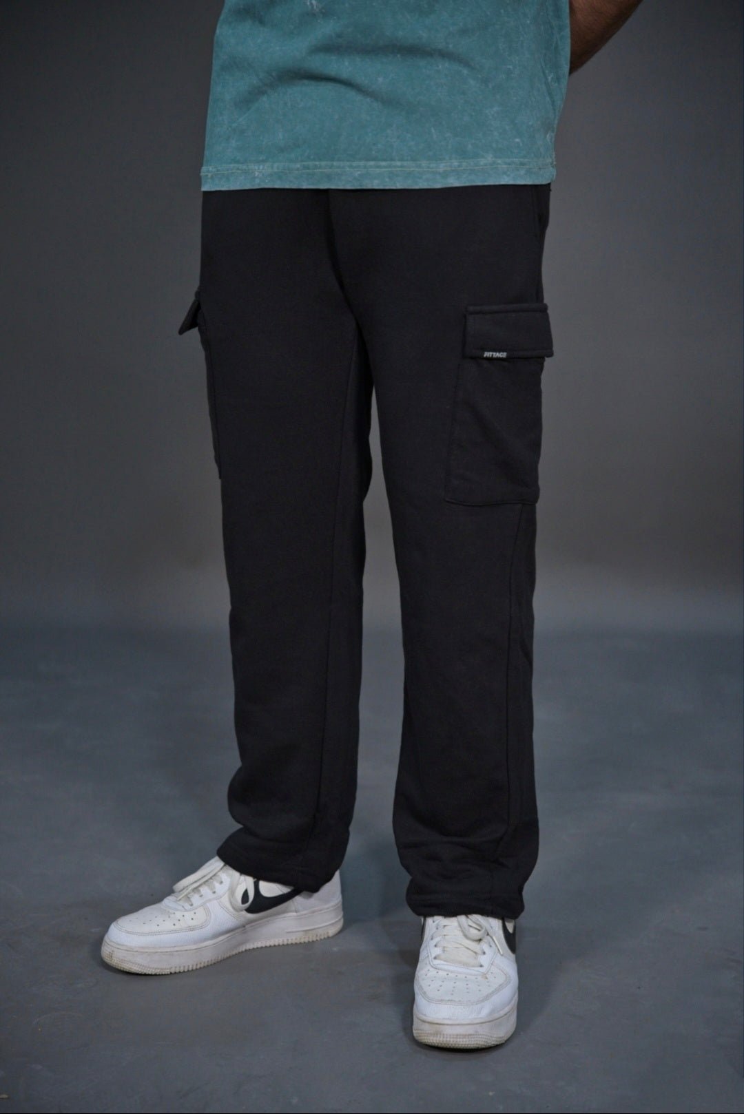 Unisex Classic Cargo - Black