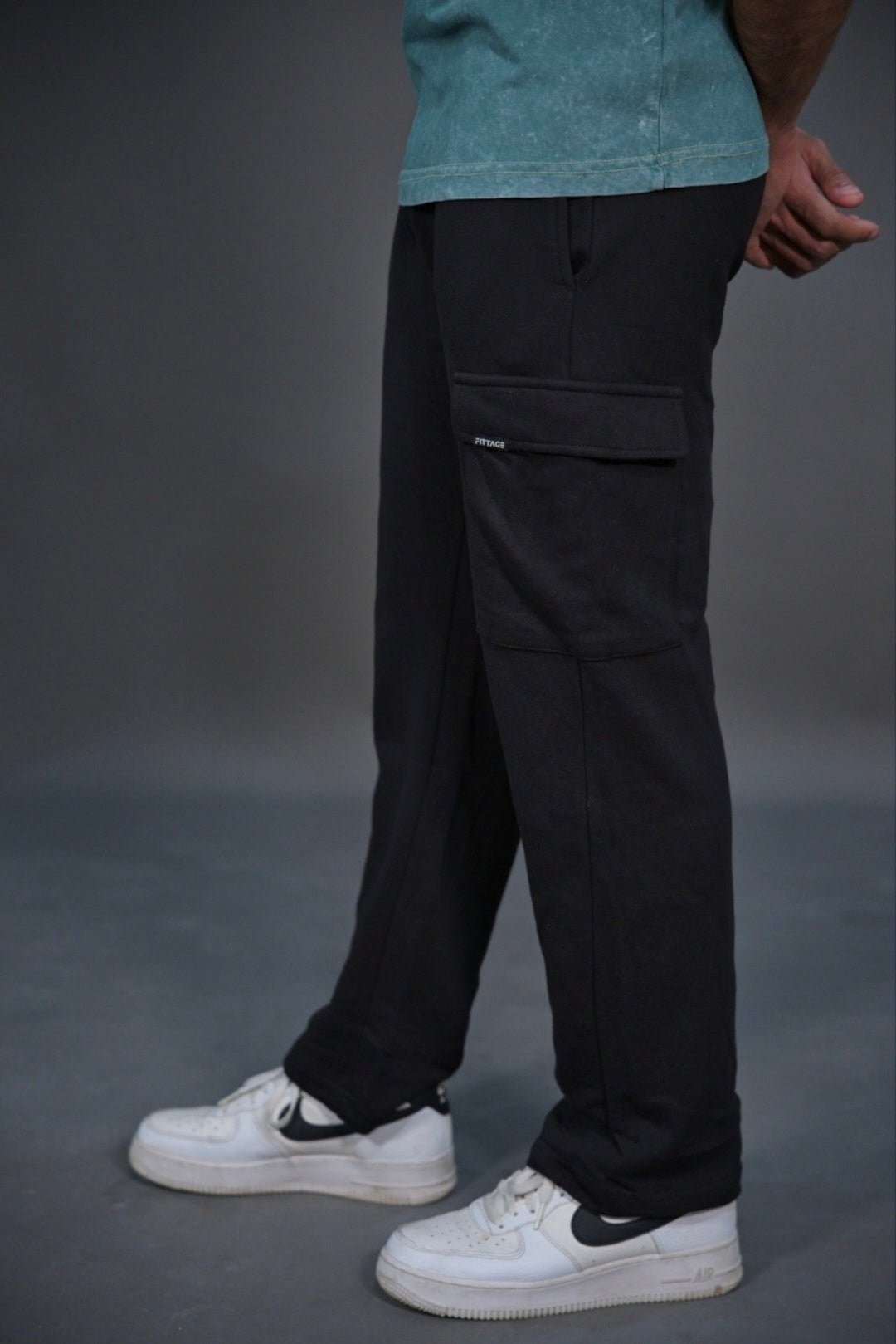 Unisex Classic Cargo - Black